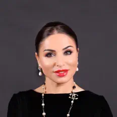 Dengarkan Zainab Makhaeva, tonton video musik, baca bio, lihat tanggal tur & lainnya!