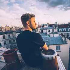 Escucha a Dennis Kruissen, mira vídeos musicales, lee la biografía, consulta fechas de giras y mucho más.