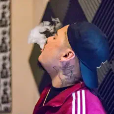 Posłuchaj wykonawcy Jayb Reyes, obejrzyj teledyski, przeczytaj biografię, zobacz daty tras koncertowych i nie tylko!