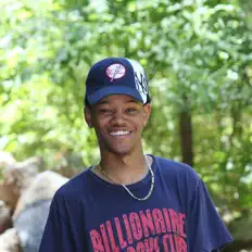 收听 Jonzu?、观看音乐视频、阅读小传、查看巡演日期等 ！