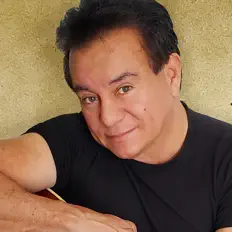 Joe Chavira: песни, клипы, биография, даты выступлений и многое другое.