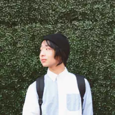 Samk을(를) 듣고, 뮤직 비디오를 보고, 약력을 읽고, 투어 일정 등을 확인하세요!