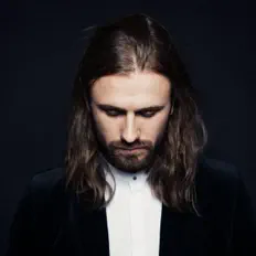 Yates을(를) 듣고, 뮤직 비디오를 보고, 약력을 읽고, 투어 일정 등을 확인하세요!