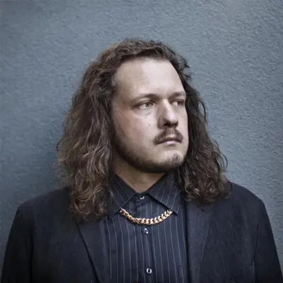 Listen to Angus Green, watch music videos, read bio, see tour dates & more!