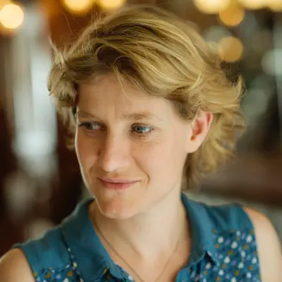 Listen to Céline Frisch, watch music videos, read bio, see tour dates & more!