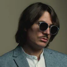 聆聽 Keko Salata、觀看音樂影片、閱讀小傳、查看巡演日期等！