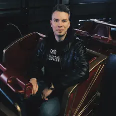 Dengarkan Freizeitpark Traveller, tonton video musik, baca bio, lihat tanggal tur & lainnya!