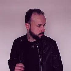 Escucha a La Excavadora, mira vídeos musicales, lee la biografía, consulta fechas de giras y mucho más.