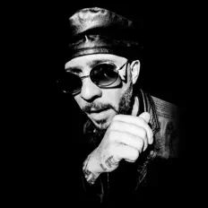 Escucha a Skvoz, mira vídeos musicales, lee la biografía, consulta fechas de giras y mucho más.