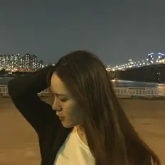 UNIVERSE: песни, клипы, биография, даты выступлений и многое другое.