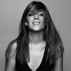 Ascolta Mireia, guarda video musicali, leggi la biografia, vedi le date del tour & altro!