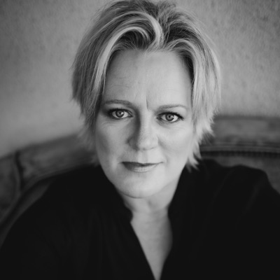 Listen to Lize Beekman, watch music videos, read bio, see tour dates & more!