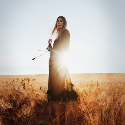 Listen to Louise Lemón, watch music videos, read bio, see tour dates & more!