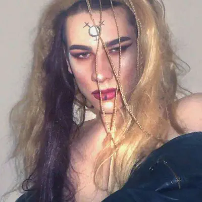 Listen to Bella Ćwir, watch music videos, read bio, see tour dates & more!