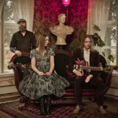 Listen to Narum, watch music videos, read bio, see tour dates & more!