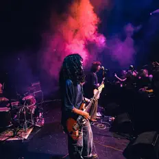 Ouve Stimpies, vê vídeos de música, lê a biografia, vê as datas da digressão e muito mais!