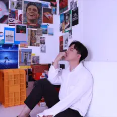 Dengarkan Damu, tonton video musik, baca bio, lihat tanggal tur & lainnya!
