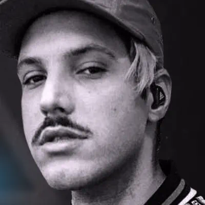 Listen to Spinardi, watch music videos, read bio, see tour dates & more!