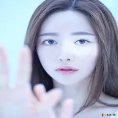 Listen to Soo Ah Hong, watch music videos, read bio, see tour dates & more!