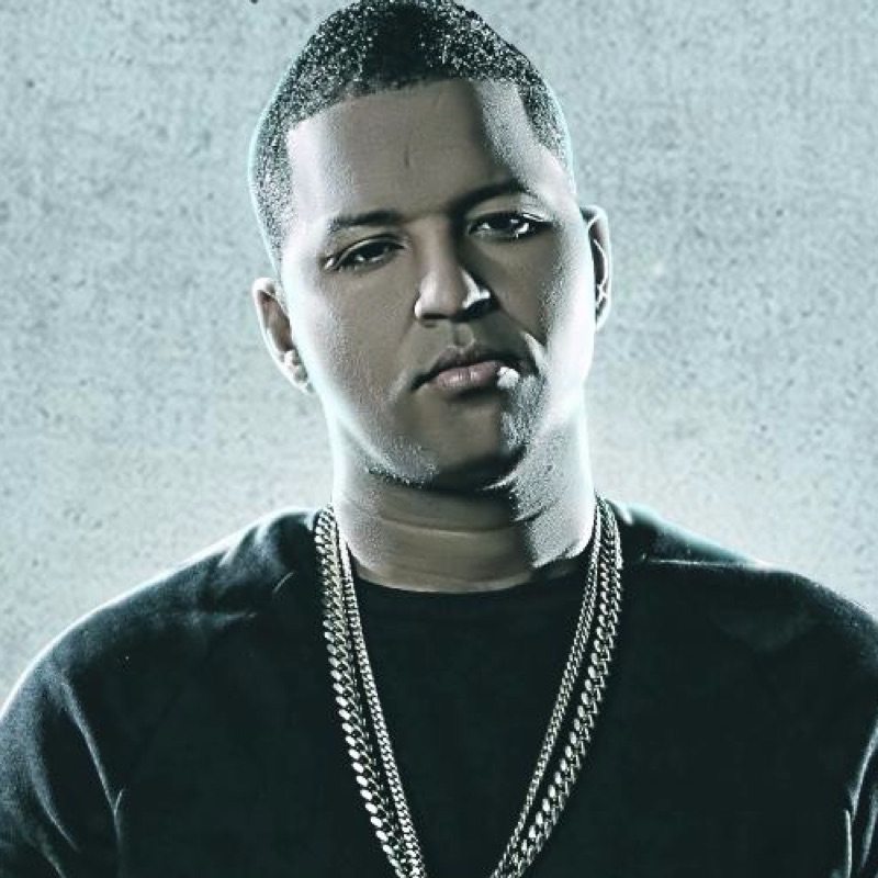 Benny Benni, Daddy Yankee & Bad Bunny - El Combo Me Llamas 2 (feat. Pusho, Farruko, Noriel & Miky Woodz)