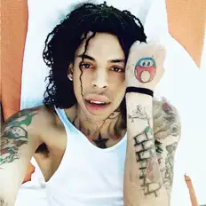 收听 Savage、观看音乐视频、阅读小传、查看巡演日期等 ！