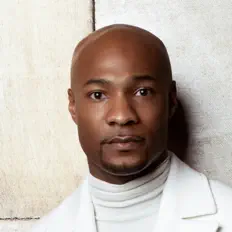 Posłuchaj wykonawcy Keion D. Henderson, obejrzyj teledyski, przeczytaj biografię, zobacz daty tras koncertowych i nie tylko!