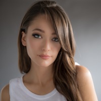 Kira Isabella