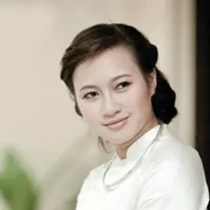 Listen to Khánh Linh, watch music videos, read bio, see tour dates & more!