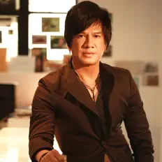 Joey Gを聴いたり、ミュージックビデオを鑑賞したり、経歴やツアー日程などを確認したりしましょう！