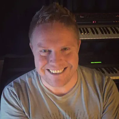 Listen to Peter Connelly, watch music videos, read bio, see tour dates & more!