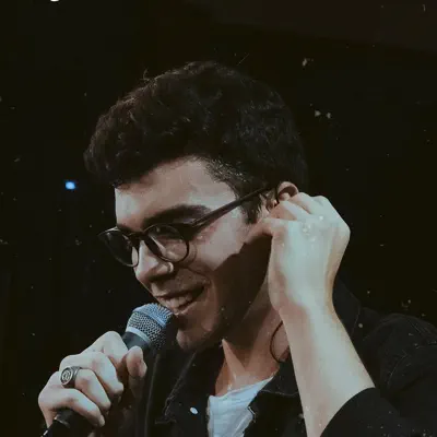 Listen to Gabriell Júnior, watch music videos, read bio, see tour dates & more!
