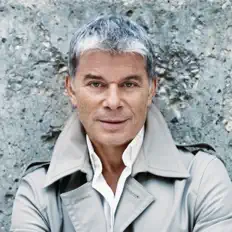 Dengarkan Oleg Gazmanov, tonton video musik, baca bio, lihat tanggal tur & lainnya!