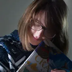 Poslechněte si interpreta Kira Winter, sledujte hudební videa, přečtěte si životopis, podívejte se na data turné a další informace.