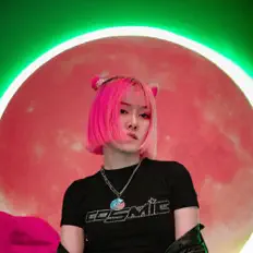Listen to Gigi Lee, watch music videos, read bio, see tour dates & more!