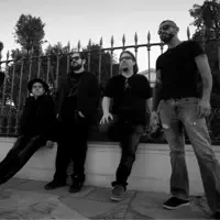 Ascolta undefined, guarda video musicali, leggi la biografia, vedi le date del tour & altro!