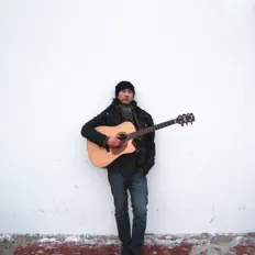 Poslechněte si interpreta MoRan, sledujte hudební videa, přečtěte si životopis, podívejte se na data turné a další informace.