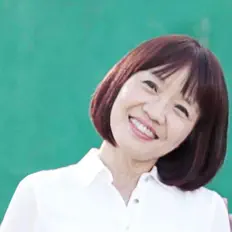 收听 盛晓玫、观看音乐视频、阅读小传、查看巡演日期等 ！
