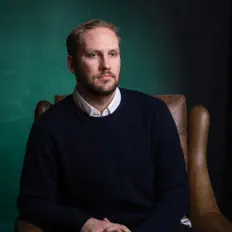 Poslechněte si interpreta Kyle Ayers, sledujte hudební videa, přečtěte si životopis, podívejte se na data turné a další informace.