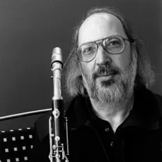 Gianluigi Trovesiを聴いたり、ミュージックビデオを鑑賞したり、経歴やツアー日程などを確認したりしましょう！