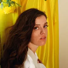 Listen to Sara Jackson-Holman, watch music videos, read bio, see tour dates & more!