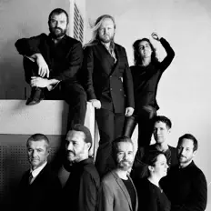 Listen to Graindelavoix, watch music videos, read bio, see tour dates & more!