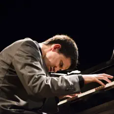 Listen to Justin Kauflin, watch music videos, read bio, see tour dates & more!