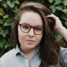 Alex Hopeを聴いたり、ミュージックビデオを鑑賞したり、経歴やツアー日程などを確認したりしましょう！