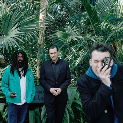 Listen to Felt, watch music videos, read bio, see tour dates & more!