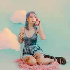 Luister naar Colleen Dow, bekijk muziekvideo's, lees de bio, bekijk de tourdata, en meer!