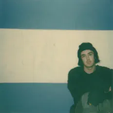 Ouça Launder, assista a videoclipes, leia a biografia, veja as datas das turnês e mais!