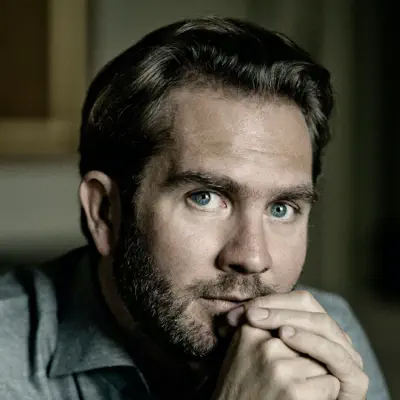 聆聽 Thomas Oliemans、觀看音樂影片、閱讀小傳、查看巡演日期等！