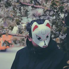 Dengarkan NΣΣT, tonton video musik, baca bio, lihat tanggal tur & lainnya!