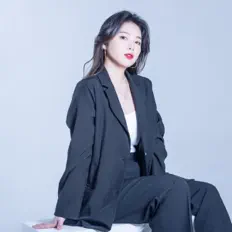 Listen to Lee Hyo Jung, watch music videos, read bio, see tour dates & more!