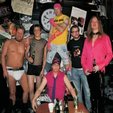 Listen to Luxus Leverpostei, watch music videos, read bio, see tour dates & more!